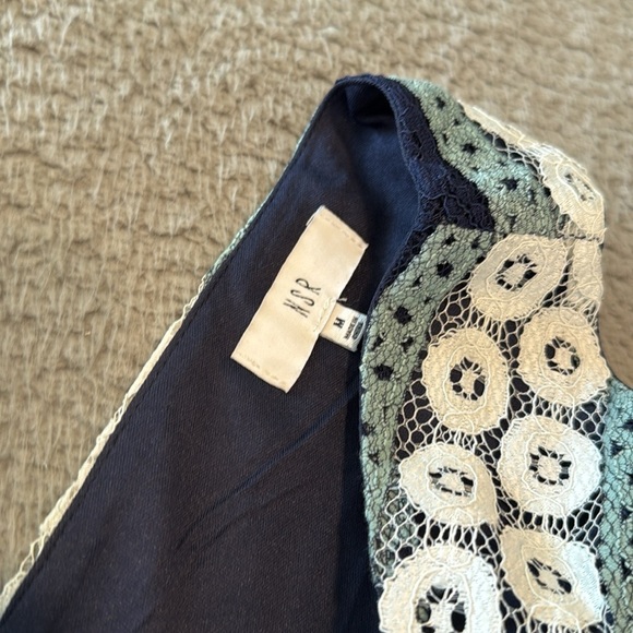 NSR Women Sleeveless Deep V Neck Lace Midi A Line Dress - Picture 4 of 5